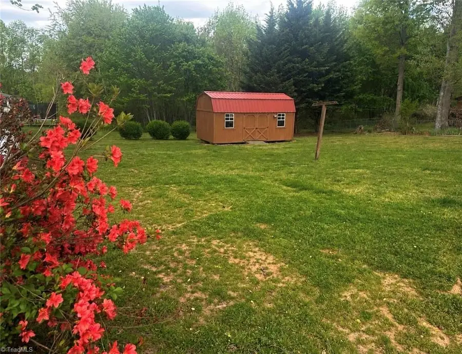184 Shamrock Avenue, Mount Airy, NC 27030 - #3