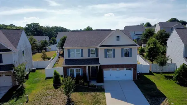 4120 Medina Court, Pfafftown, NC 27040