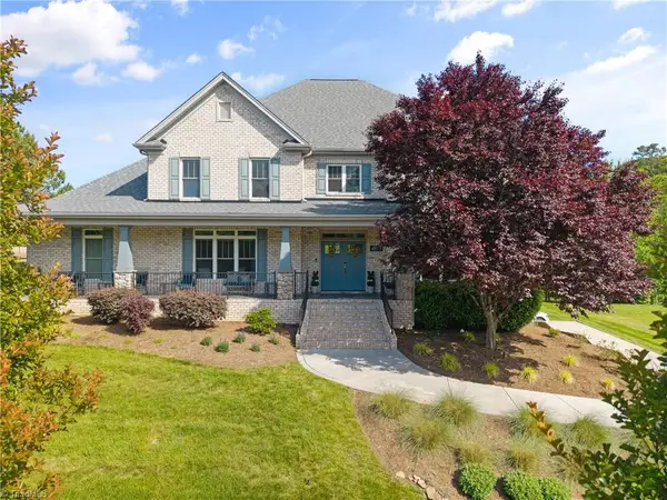 4973 Autumnwood Court, Clemmons, NC 27012