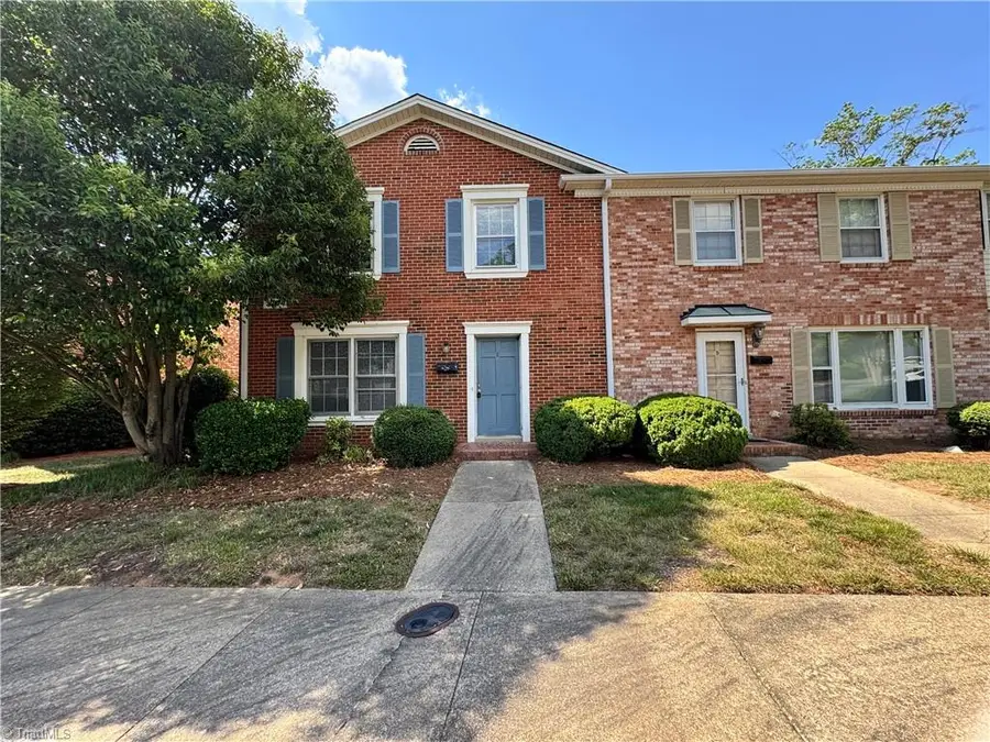 3204 Regents Park Lane #E, Greensboro, NC 27455 - #2