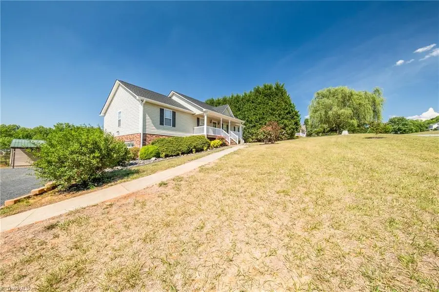 554 Dogwood Acres Lane, Madison, NC 27025 - #2
