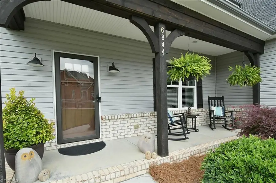 6844 Orchard Path Drive, Clemmons, NC 27012 - #3