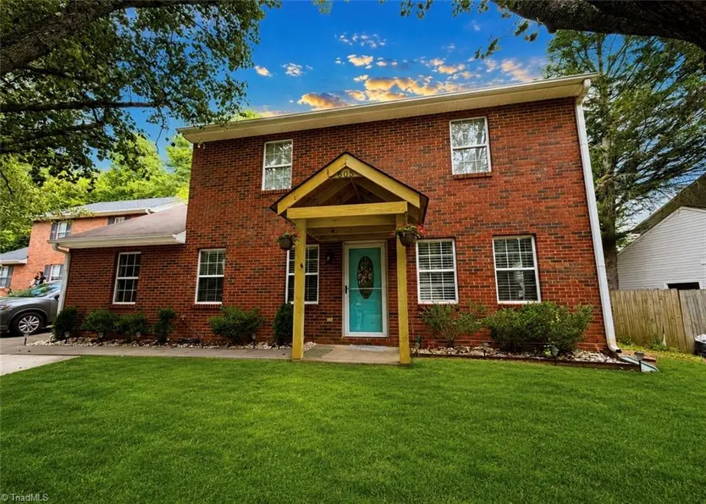 605 Sir Knight Court, Clemmons, NC 27012 - #1