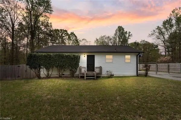 569 Pilot Circle, Thomasville, NC 27360