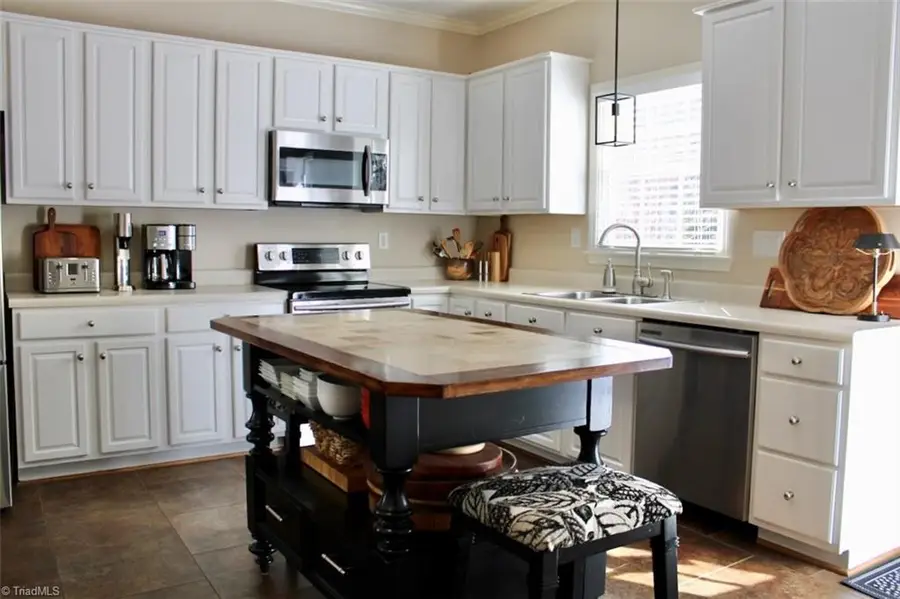6907 Bridgewood Road, Clemmons, NC 27012 - #3
