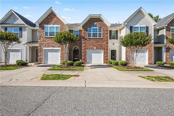2480 Hartfield Circle, Winston-Salem, NC 27103