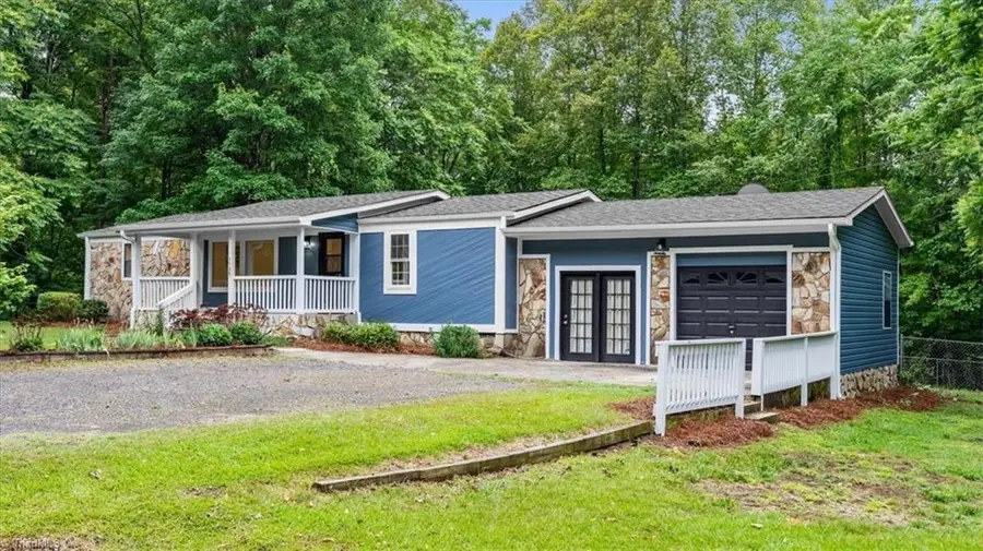 1185 Hancock Road, Sandy Ridge, NC 27046 - #2