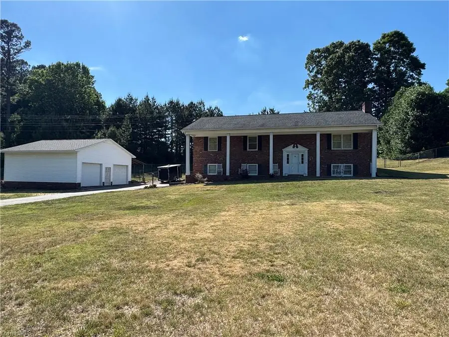 482 Motsinger Road, Abbotts Creek, NC 27107 - #2