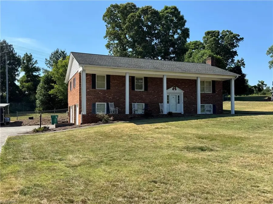 482 Motsinger Road, Abbotts Creek, NC 27107 - #3