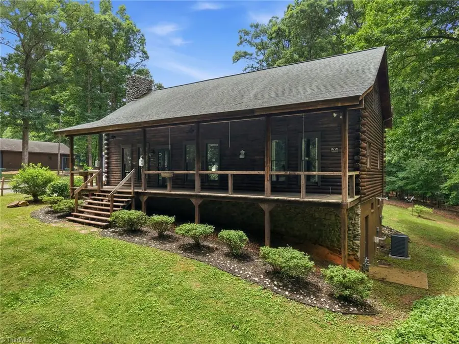 7791 W Us Highway 158, Reidsville, NC 27320 - #3