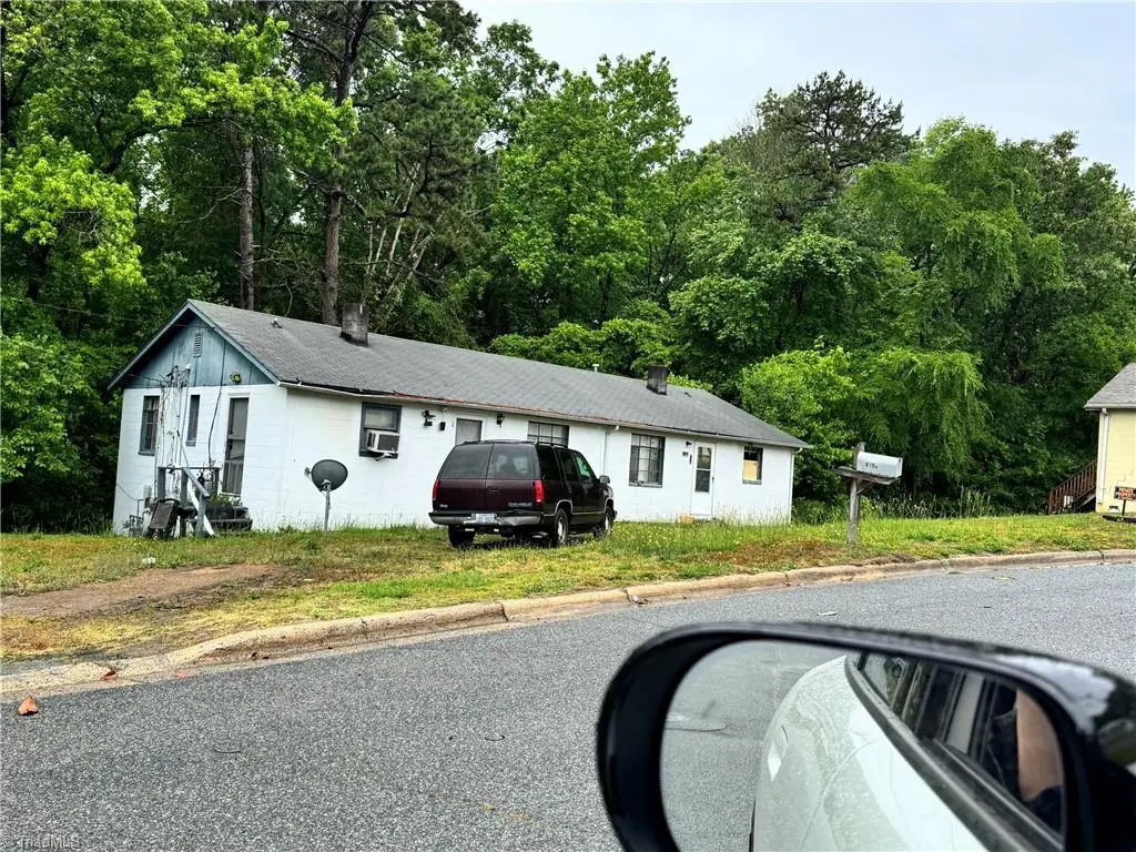 819 Douglas Drive, Thomasville, NC 27360 - #1