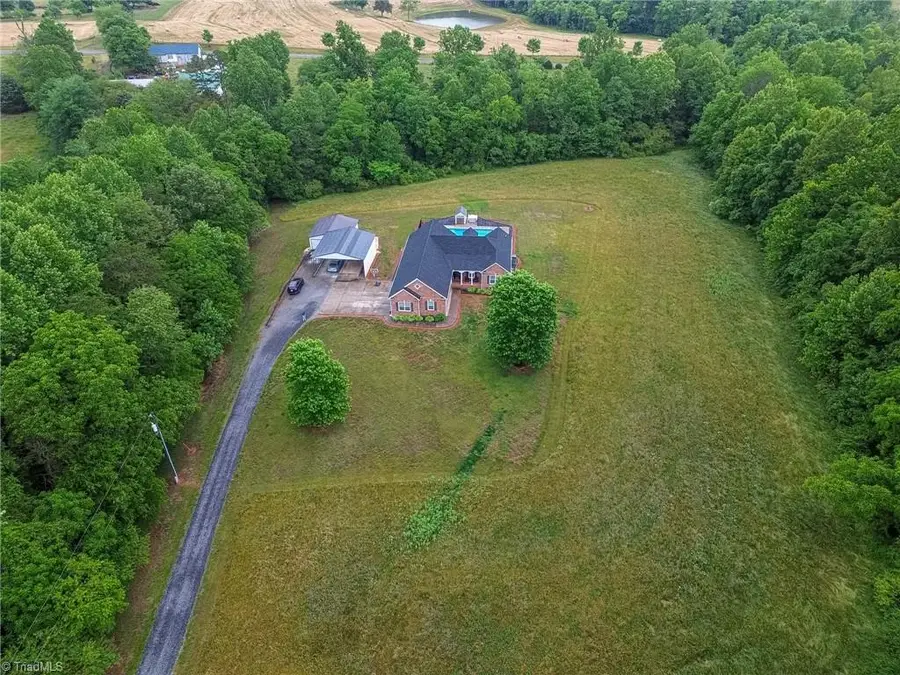 3127 Yorkshire Lane, Boonville, NC 27011 - #2