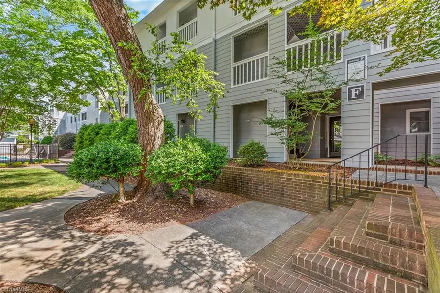 233 Oakwood Court, Winston Salem, NC 27103 - #2