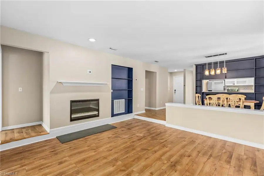 233 Oakwood Court, Winston Salem, NC 27103 - #3