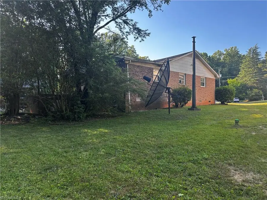3708 Whitfield Court, Winston Salem, NC 27105 - #2
