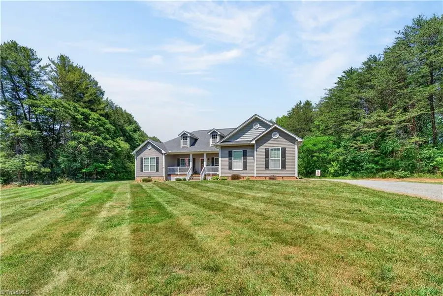 552 Tom Hunter Road, Pilot Mountain, NC 27041 - #3