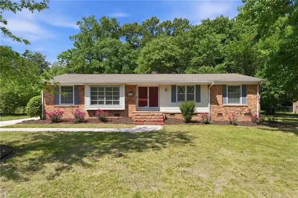 1606 W Cone Boulevard, Greensboro, NC 27408