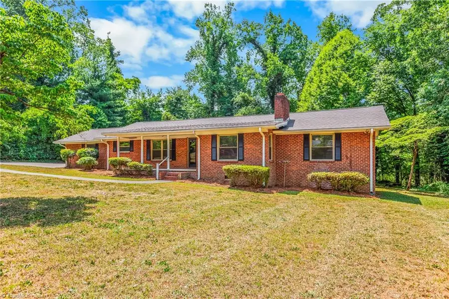 1226 Twin Oak Drive, Winston Salem, NC 27105 - #3