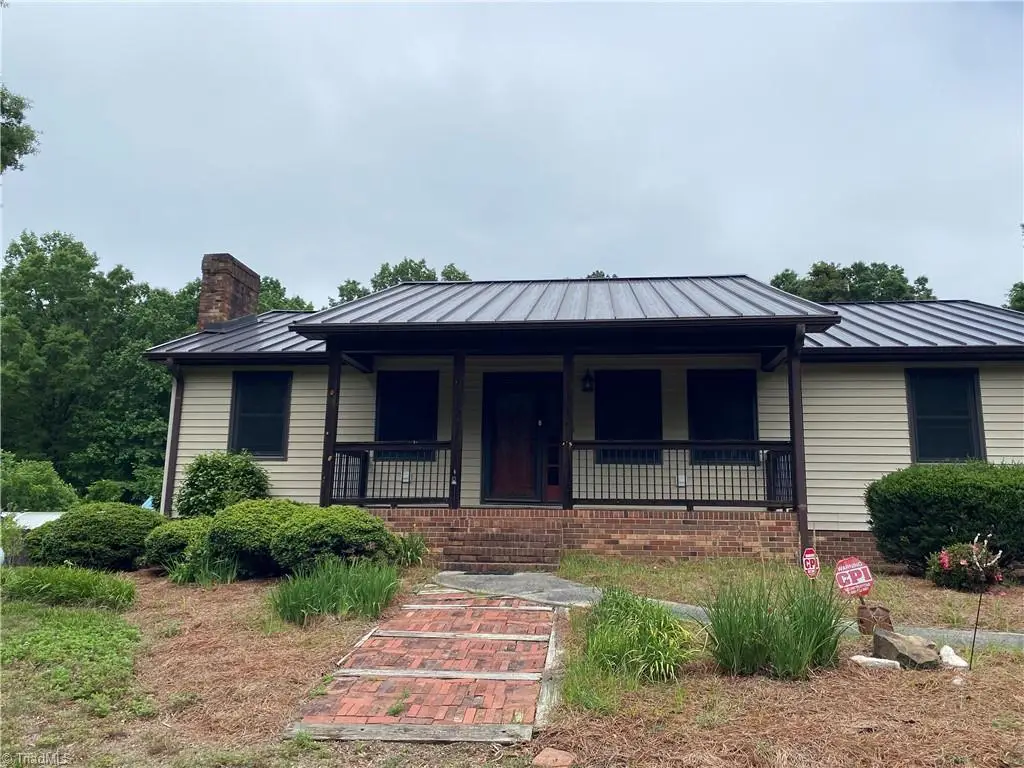 3045 Greenhouse Road, Winston Salem, NC 27127 - #1