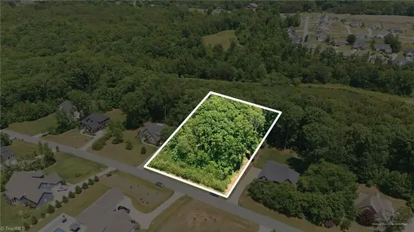 7510 Bentridge Forest Drive, Kernersville, NC 27284