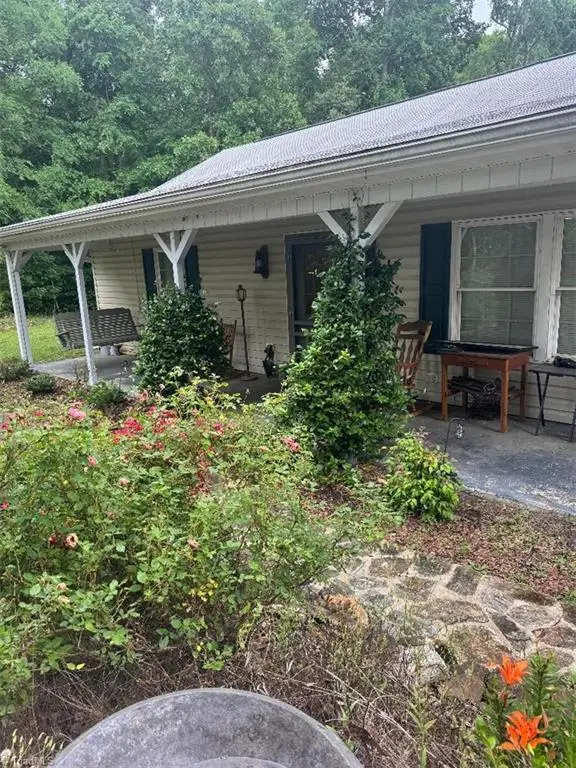 418 Canaan Church Road, Denton, NC 27239