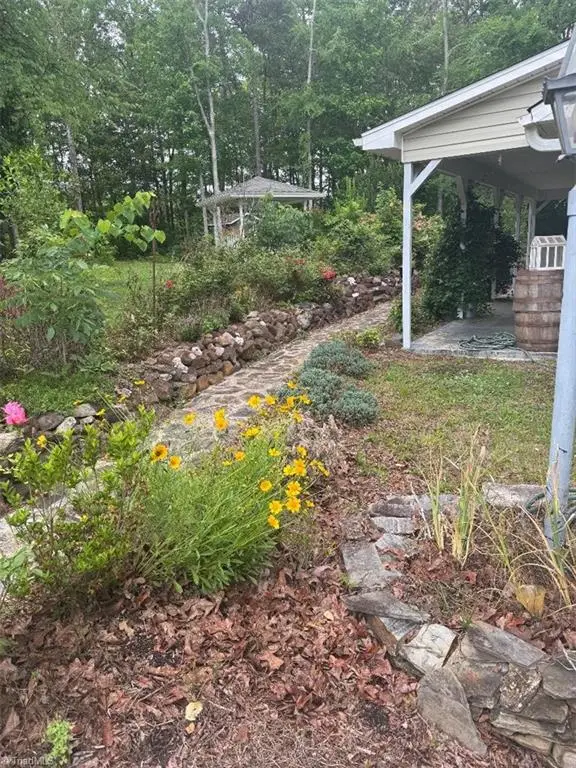 418 Canaan Church Road, Denton, NC 27239 - #2