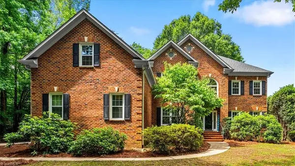 1789 Deer Run Court, Oak Ridge, NC 27310