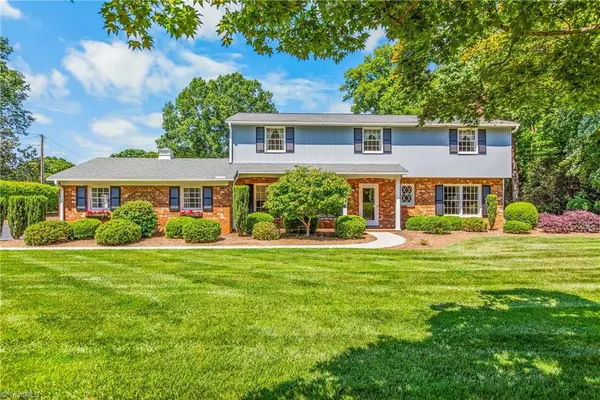3897 Woodview Drive, Winston-Salem, NC 27106