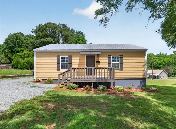 318 5th Street, Siler City, NC 27344