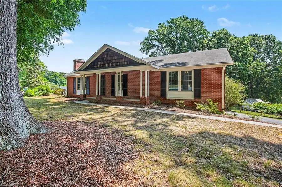 671 Dover Drive, Winston Salem, NC 27104 - #2