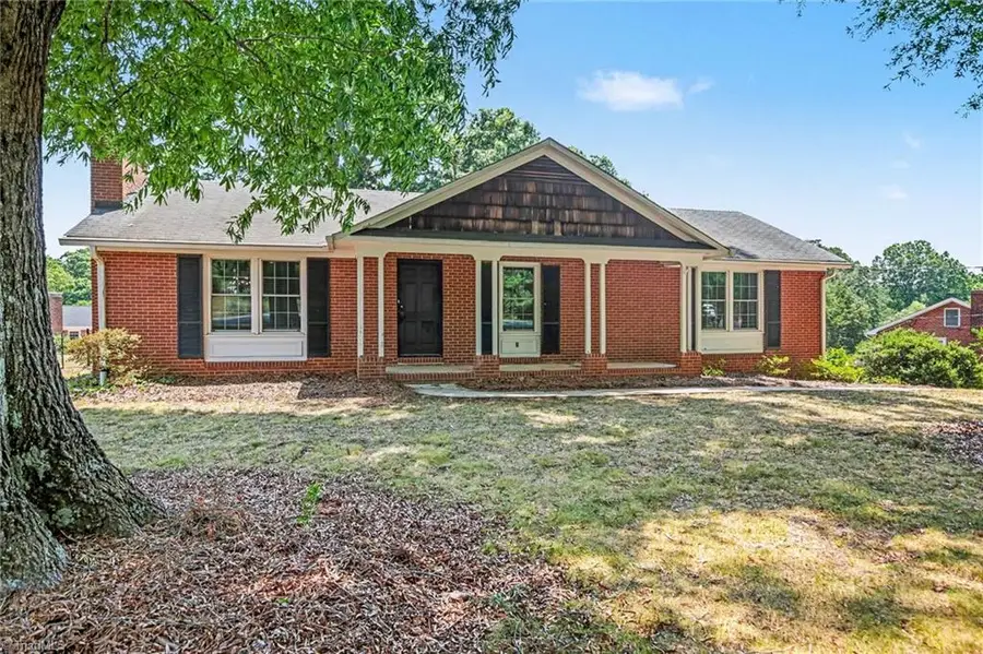 671 Dover Drive, Winston Salem, NC 27104 - #3