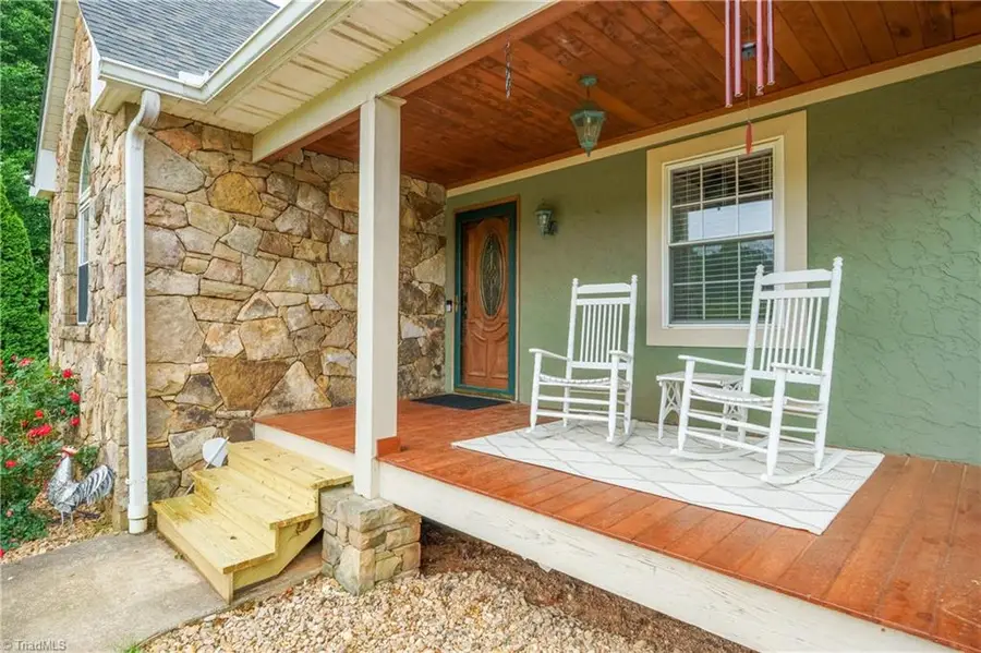 2135 Buck Shoals Road, Hamptonville, NC 27020 - #3