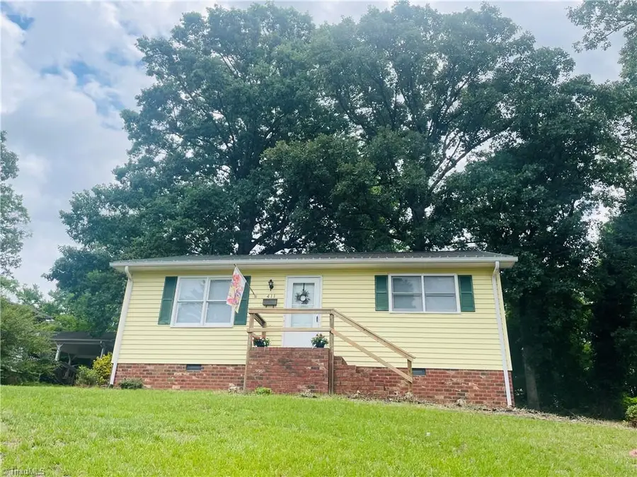 411 Kern Street, Thomasville, NC 27360 - #3
