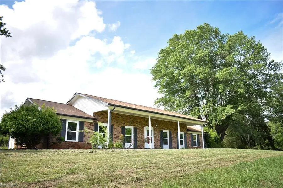 1185 Couchs Fish Lake Road, State Road, NC 28676 - #2