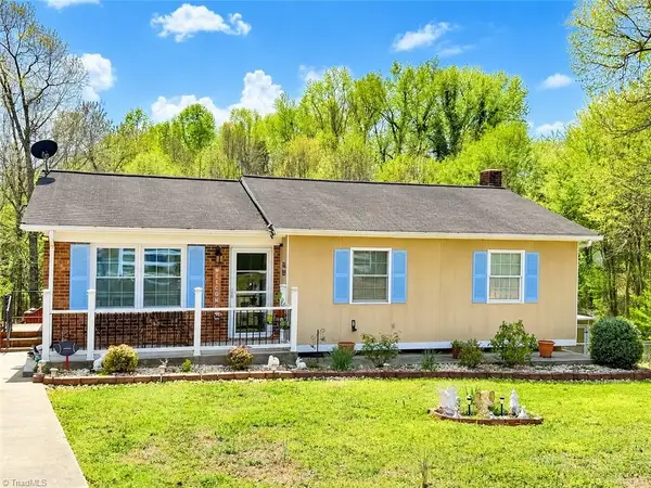 400 Croydon Lane, Winston-Salem, NC 27107
