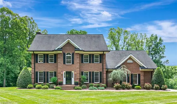 121 Acorn Avenue, Wilkesboro, NC 28697
