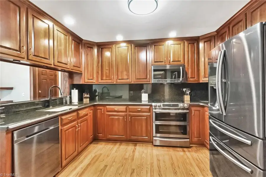 121 Acorn Avenue, Wilkesboro, NC 28697 - #3