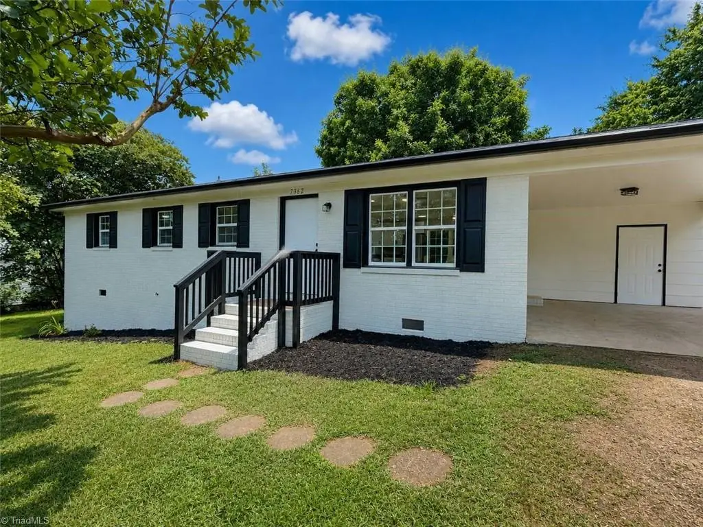 7362 Lansdowne Place, Thomasville, NC 27360 - #1