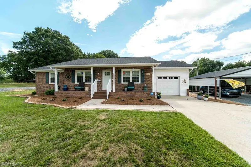 5055 Pine Hall Road, Walkertown, NC 27051 - #2