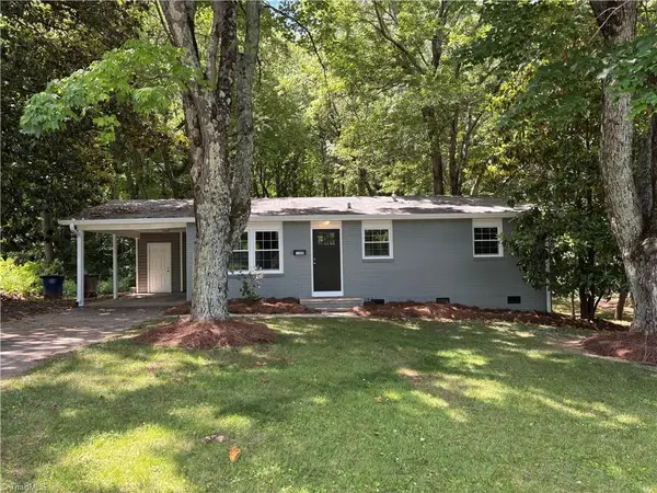 1352 Calvert Drive, Winston-Salem, NC 27107
