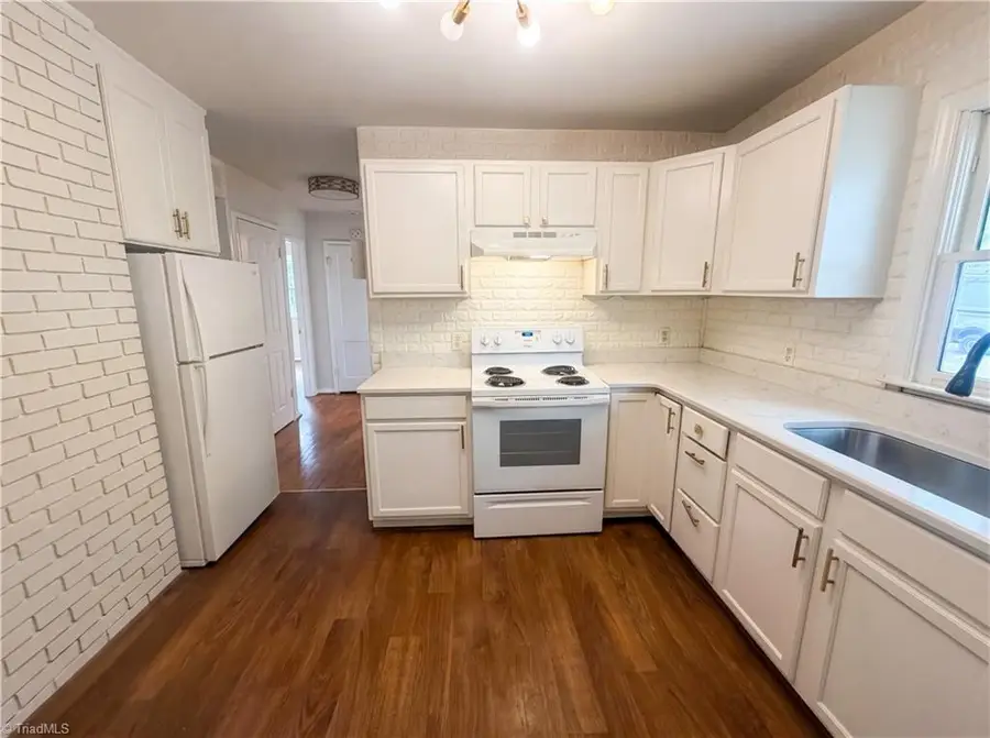 1504 Park Avenue, Greensboro, NC 27405 - #2