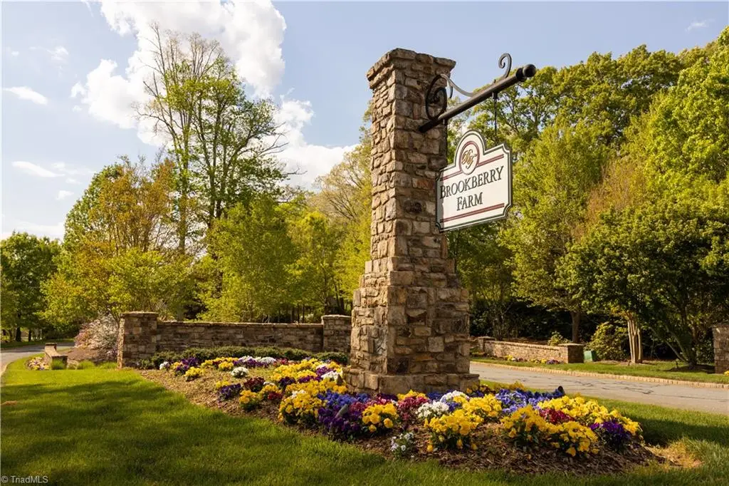 1354 Maple Chase Lane, Vienna, NC 27106 - #1