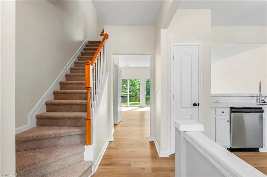3942 Elizabeth Glen Way, Jamestown, NC 27282 - #2