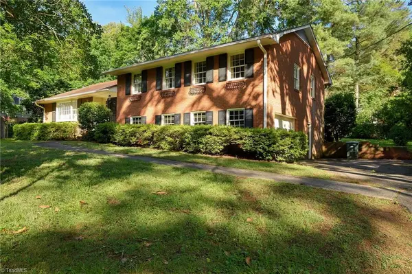 3030 Prytania Road, Winston-Salem, NC 27106