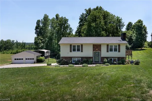 1744 R Chipman Drive, Yadkinville, NC 27055