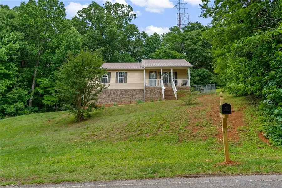 2383 Burkhart Road, Lexington, NC 27292 - #2