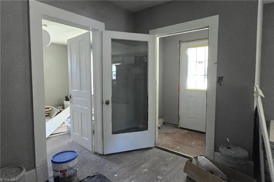 312 Culbreth Avenue, Thomasville, NC 27360 - #3