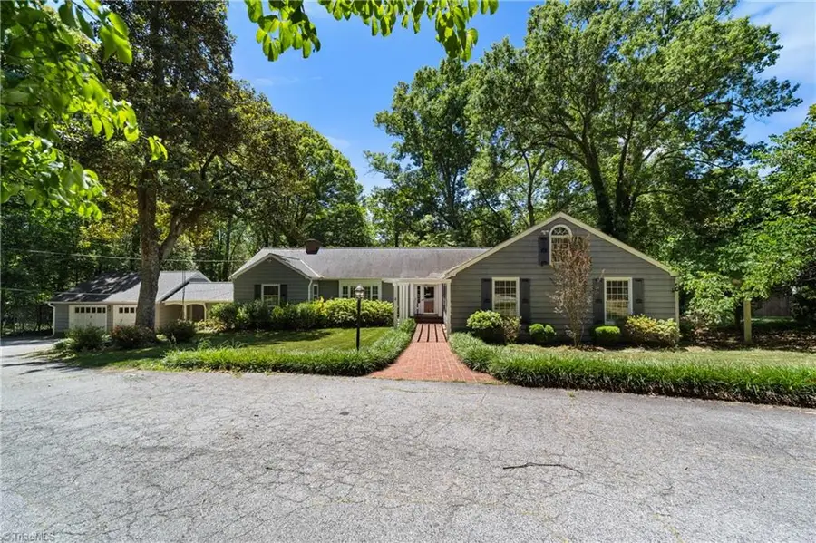 521 Buckingham Road, Winston Salem, NC 27104 - #2