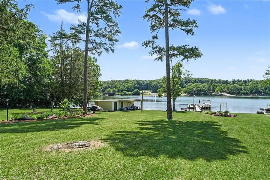 163 Flat Swamp Lake Road, Denton, NC 27239 - #2