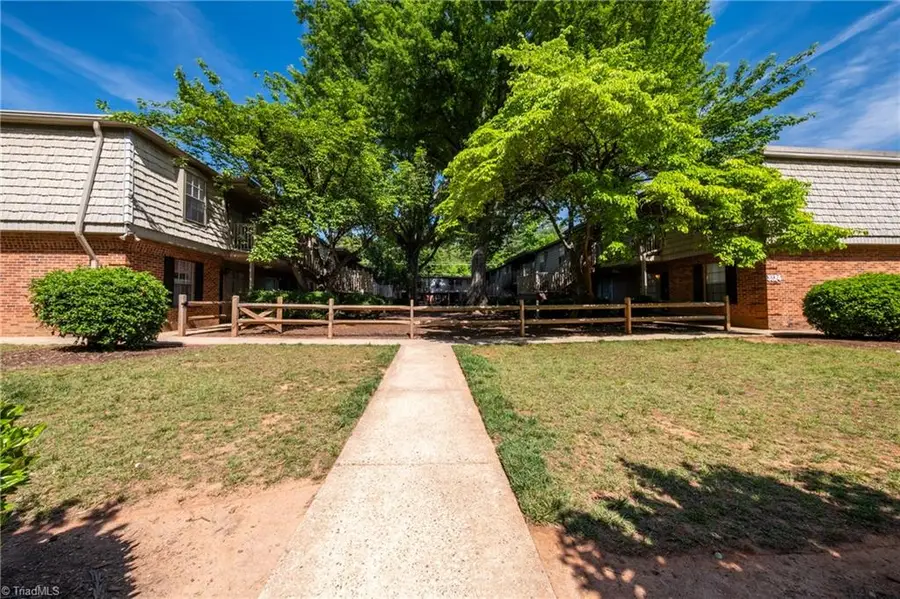 3820 Country Club Road #E, Winston Salem, NC 27104 - #3
